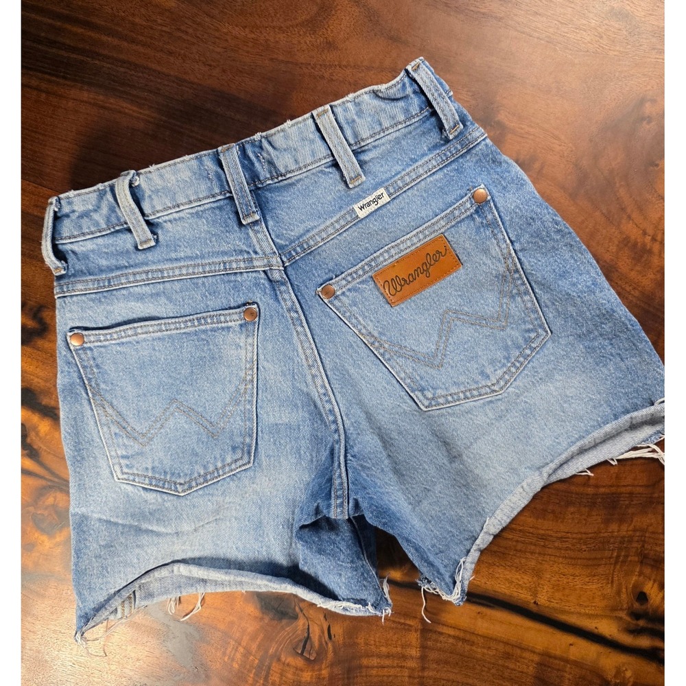 Wrangler Distressed Raw Hem Western Rodeo Festival Streetfashion Y2K